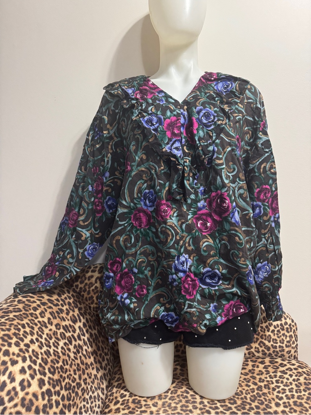 1980s Ventini Whimsy Floral Ruffle V-Neck Blouse in Black Purple & Teal Roses